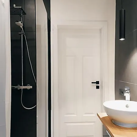 Appartement Gallery 02 *